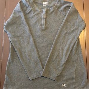 Arc’teryx sirrus henley